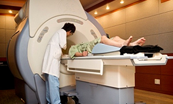 자생한방병원 정확한 진단 - MRI